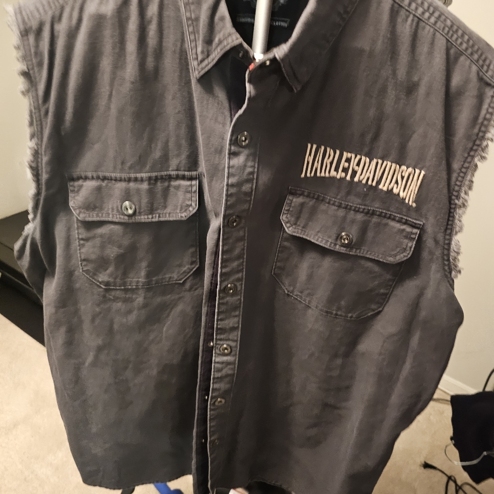 Harley Sleeveless shirt